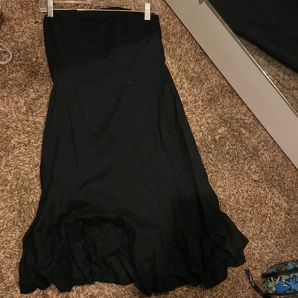 Black fitted strapless dress